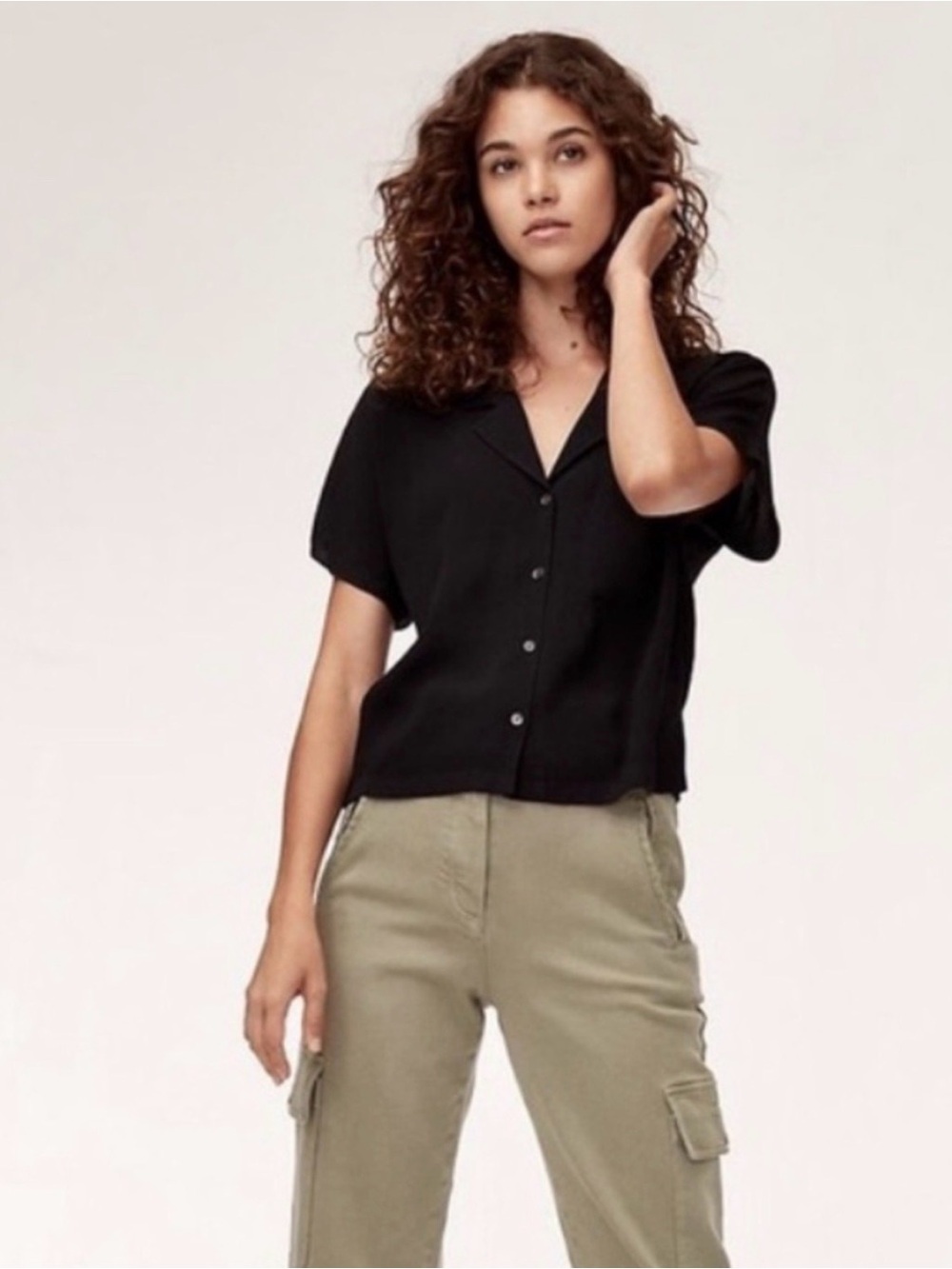 Aritzia Wilfred Shawna Blouse - Black - Medium